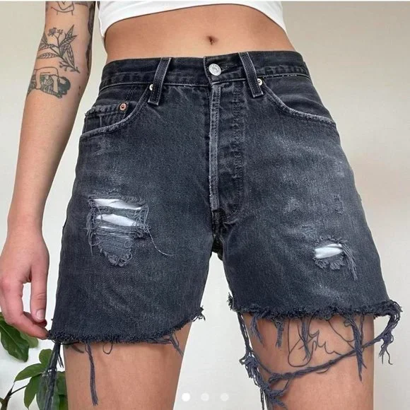 Distressed Levi's Shorts - Picture 1 of 4